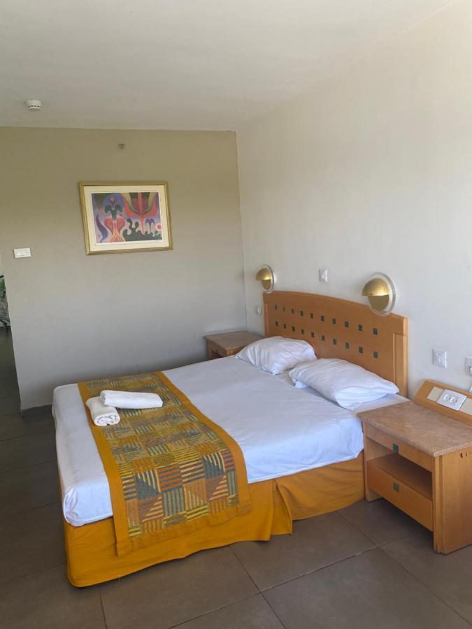 Aquamarine Hotel Eilat Esterno foto