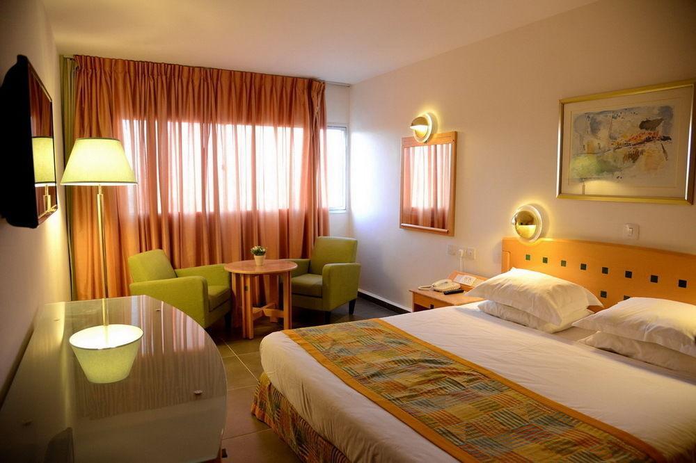 Aquamarine Hotel Eilat Esterno foto